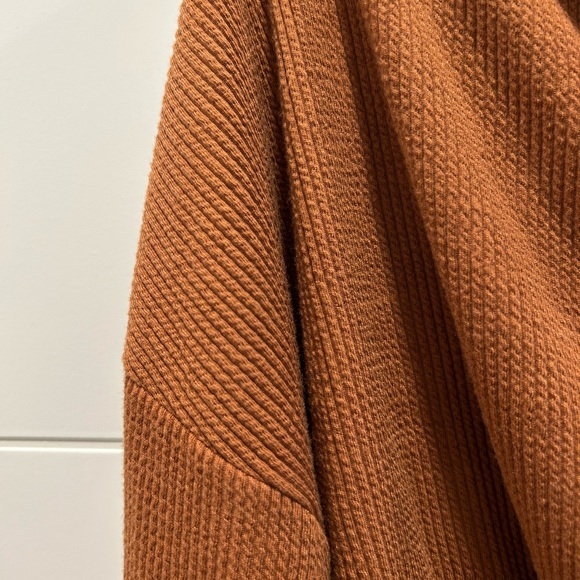 Cropped boat neck sweater - Picture 2 of 6